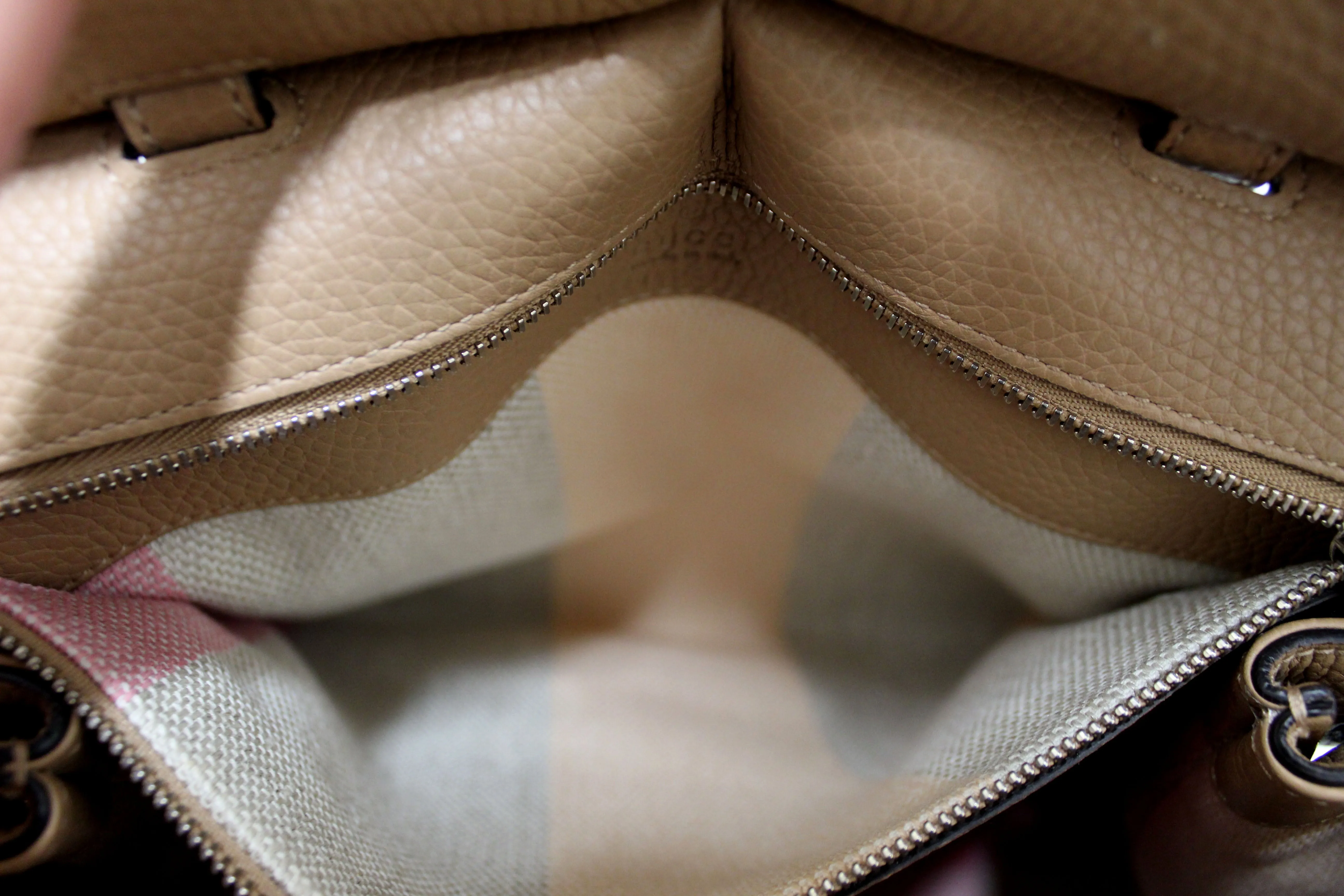 Authentic Gucci Daily Top Handle Bamboo Caramel Handbag