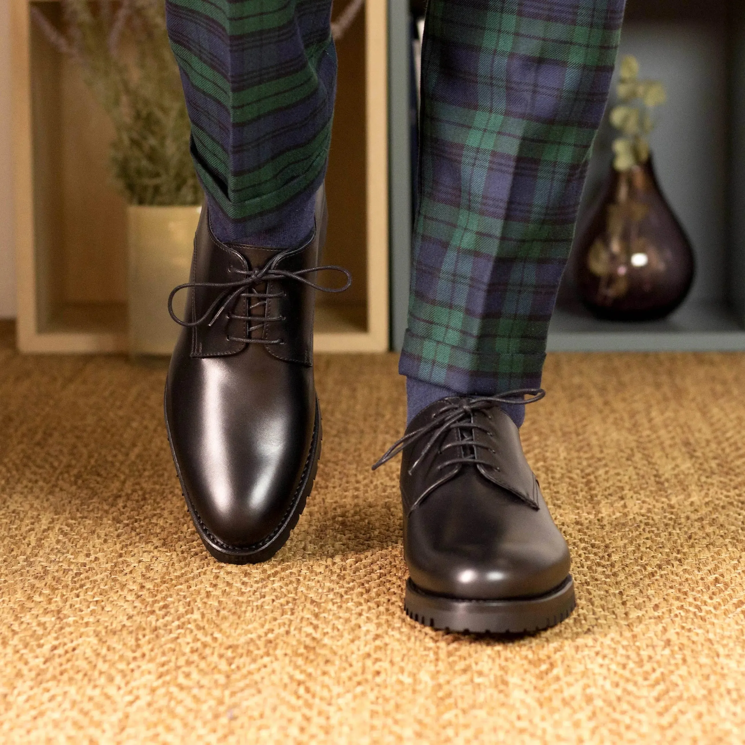 DapperFam Vero in Black Men's Italian Leather Derby
