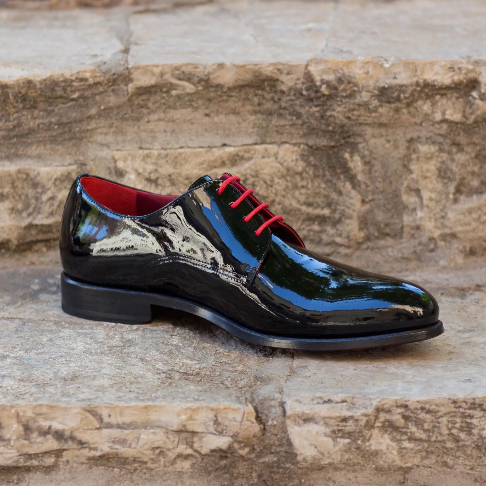 DapperFam Vero in Black Men's Italian Patent Leather Derby