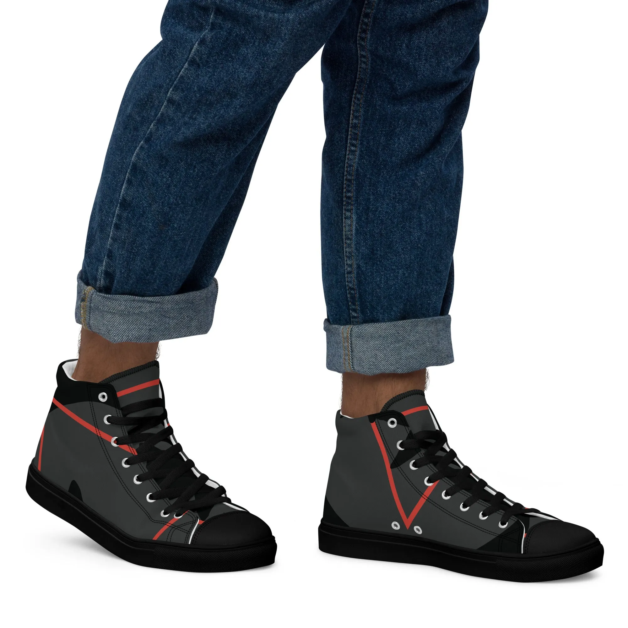 DREAM CHASER Men’s High Top Canvas Shoes