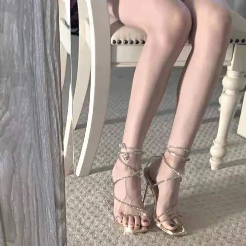New Arrival Square Toe Crystal Strappy Roman Sandals