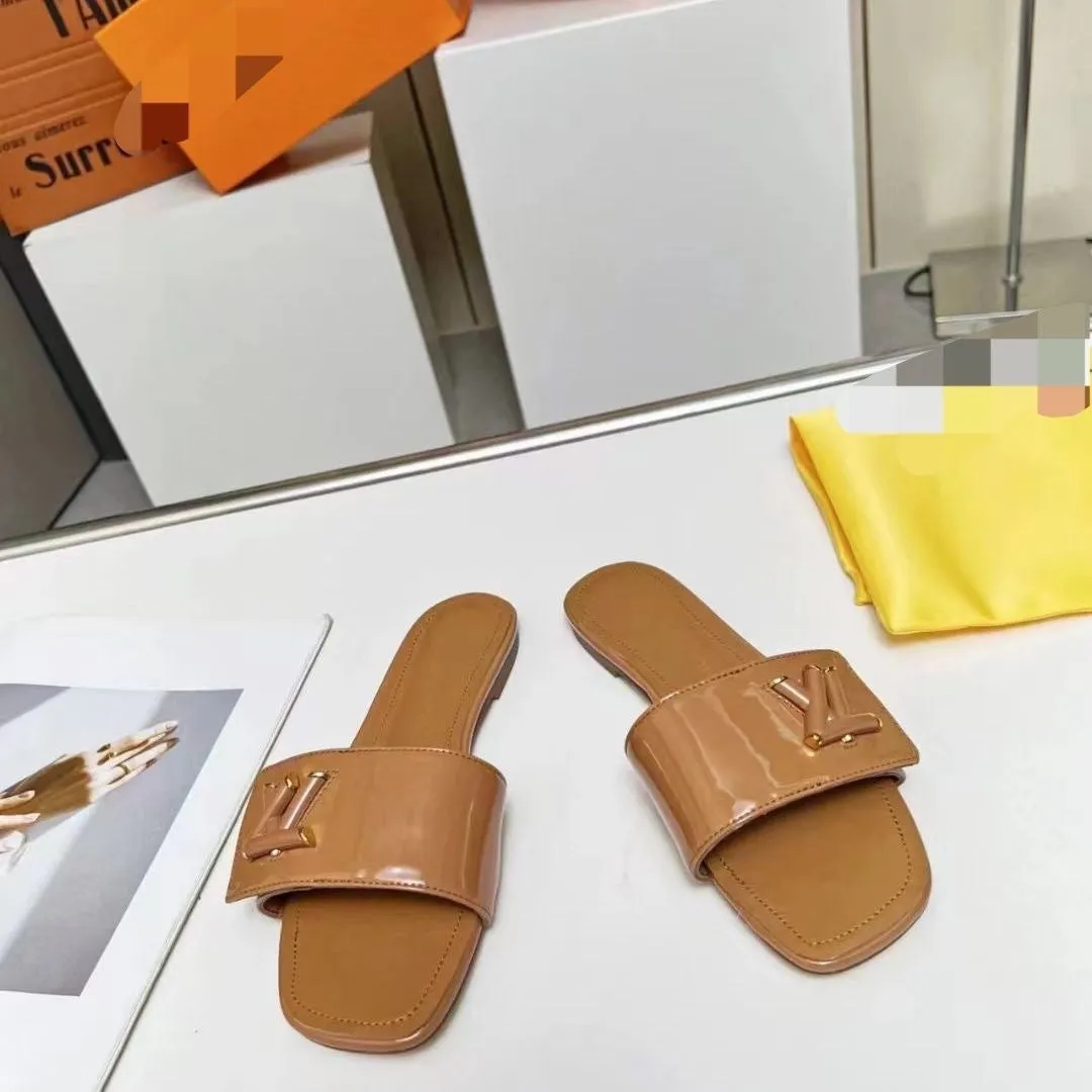 SE1057 LB Shake Flat Mule /  Size5-11