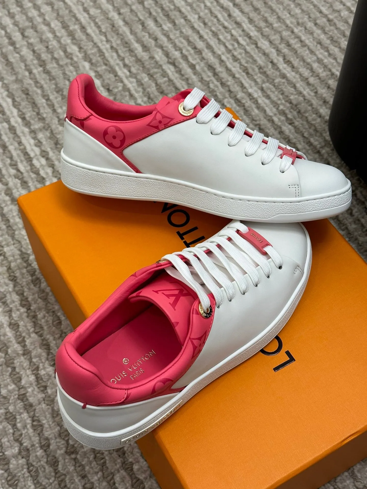 SE970 LB Frontrow Sneaker / Size4-11