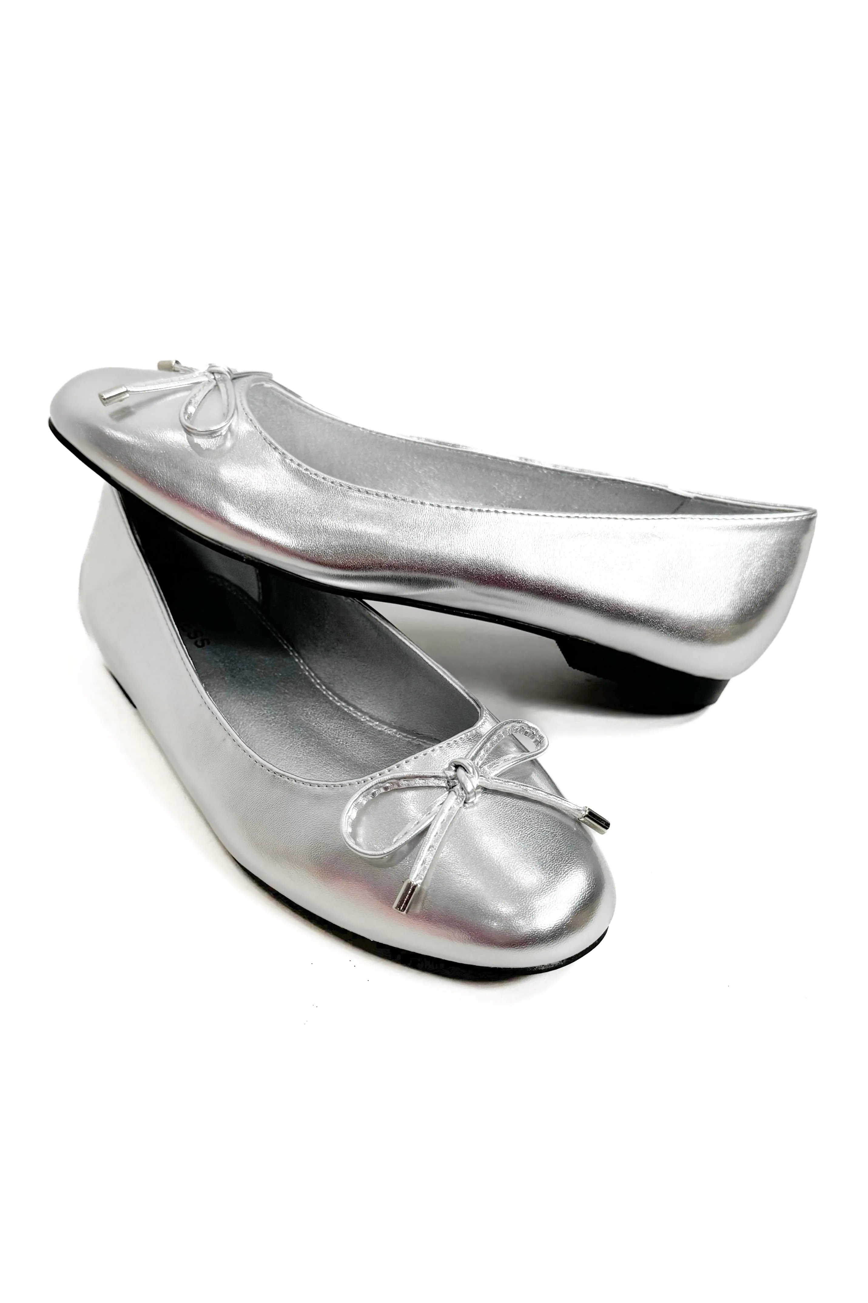 She's a Classic Ballet Flats in Silver